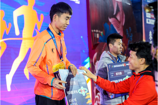 1541988471132404.png blob.png