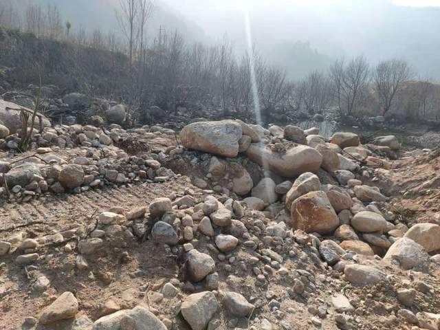 unnamed-file-2 unnamed-file-2